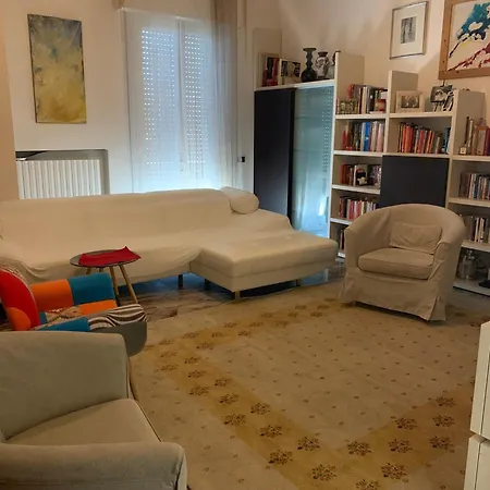 Casa Cristalli Гостевой дом Эмполи